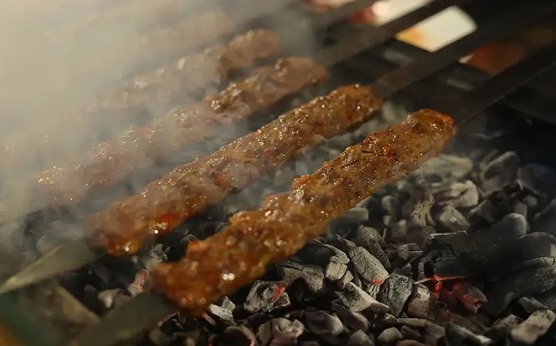 کباب کوبیده دودی